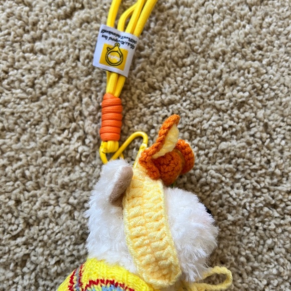 Scottie Plush Charm keychain carrot - Picture 7 of 7